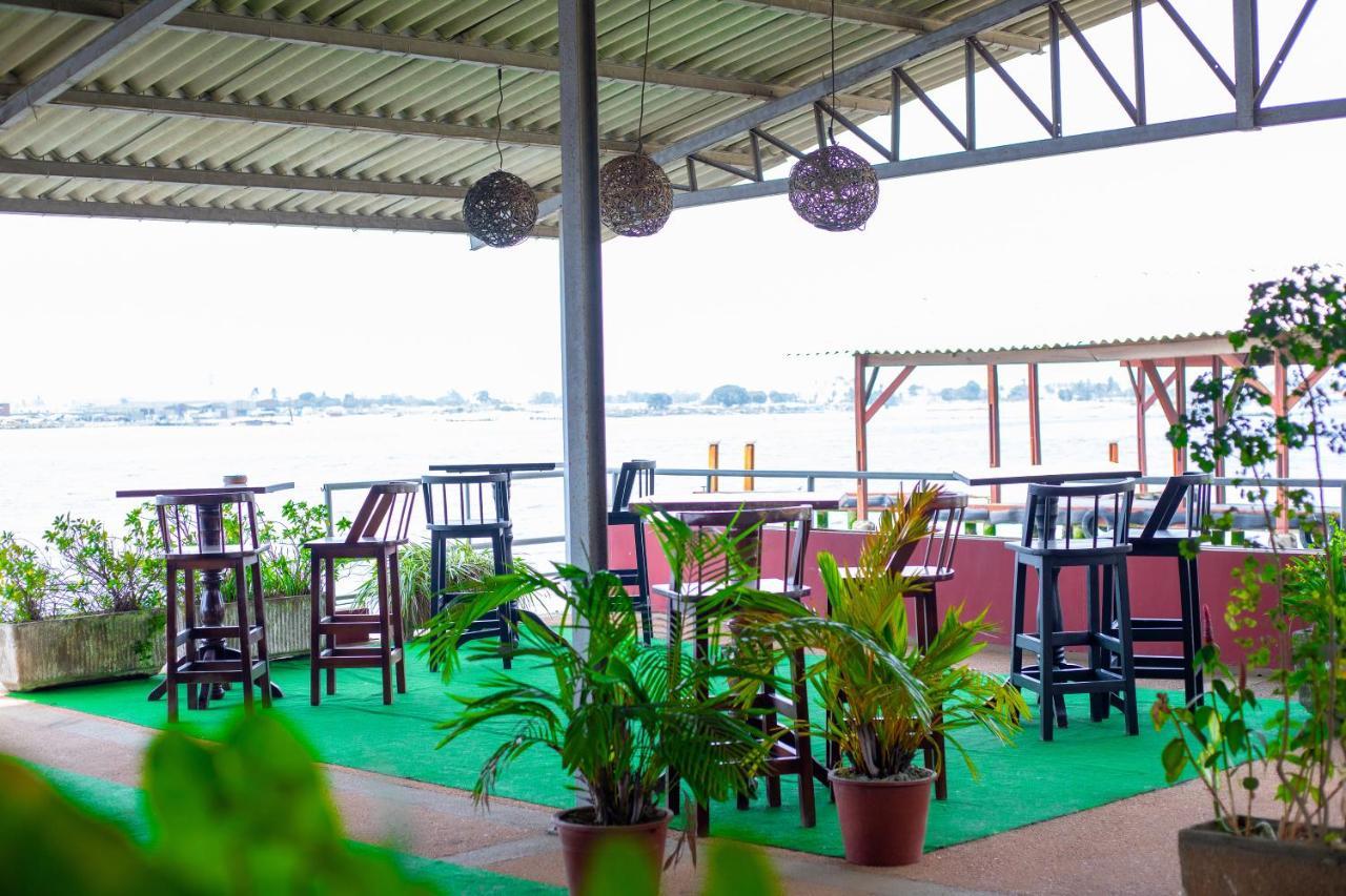 Hotel Le Marly Abidjan Buitenkant foto
