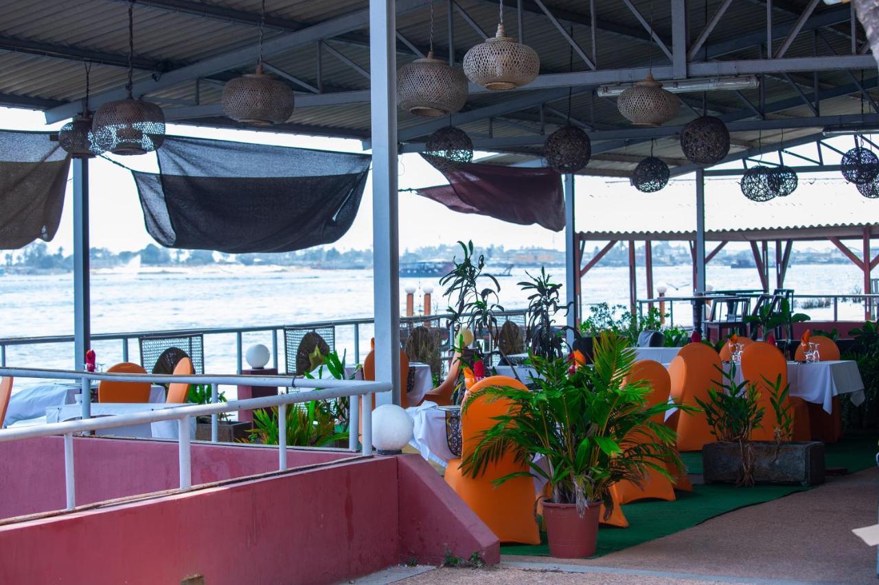 Hotel Le Marly Abidjan Buitenkant foto