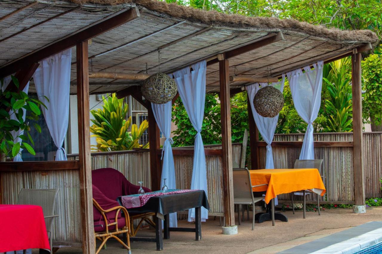 Hotel Le Marly Abidjan Buitenkant foto