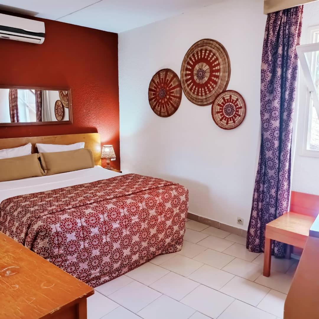 Hotel Le Marly Abidjan Buitenkant foto