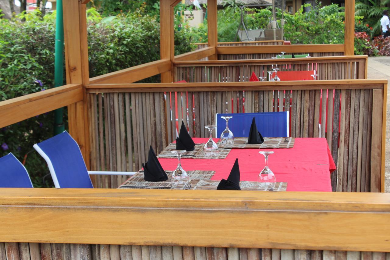 Hotel Le Marly Abidjan Buitenkant foto