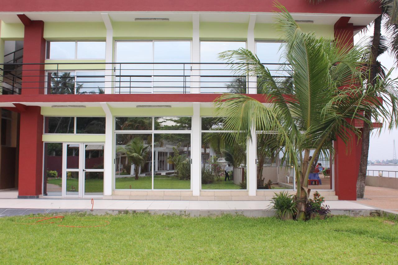 Hotel Le Marly Abidjan Buitenkant foto