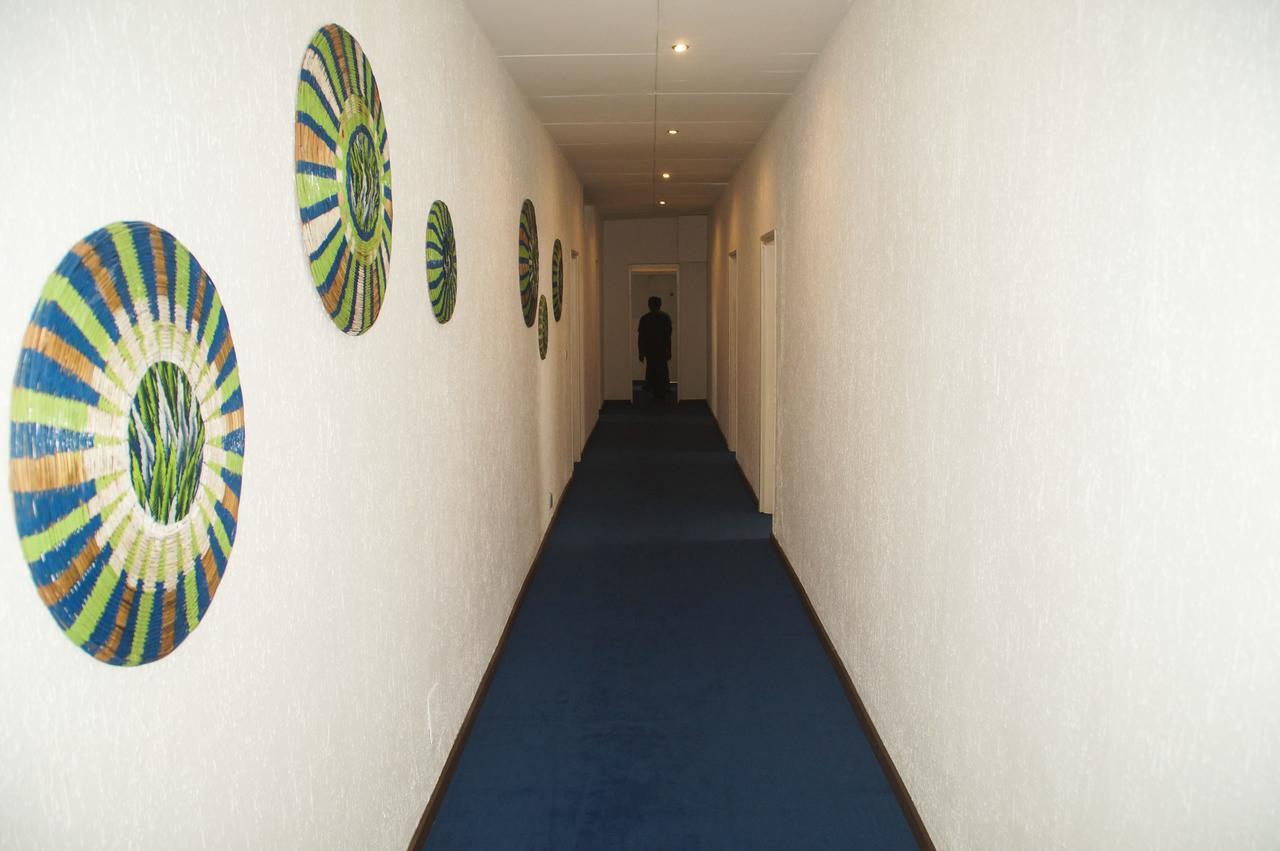 Hotel Le Marly Abidjan Buitenkant foto