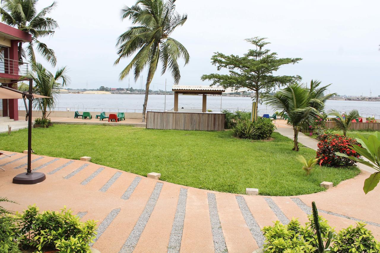 Hotel Le Marly Abidjan Buitenkant foto