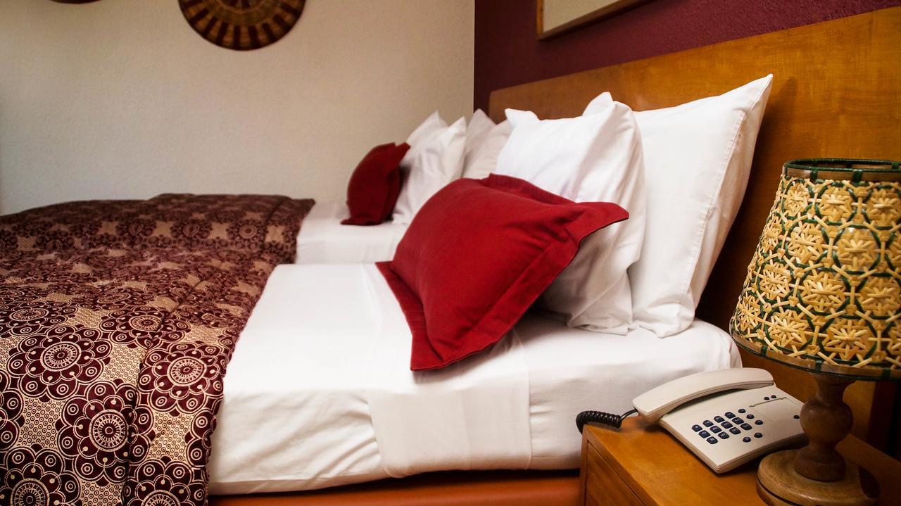 Hotel Le Marly Abidjan Buitenkant foto