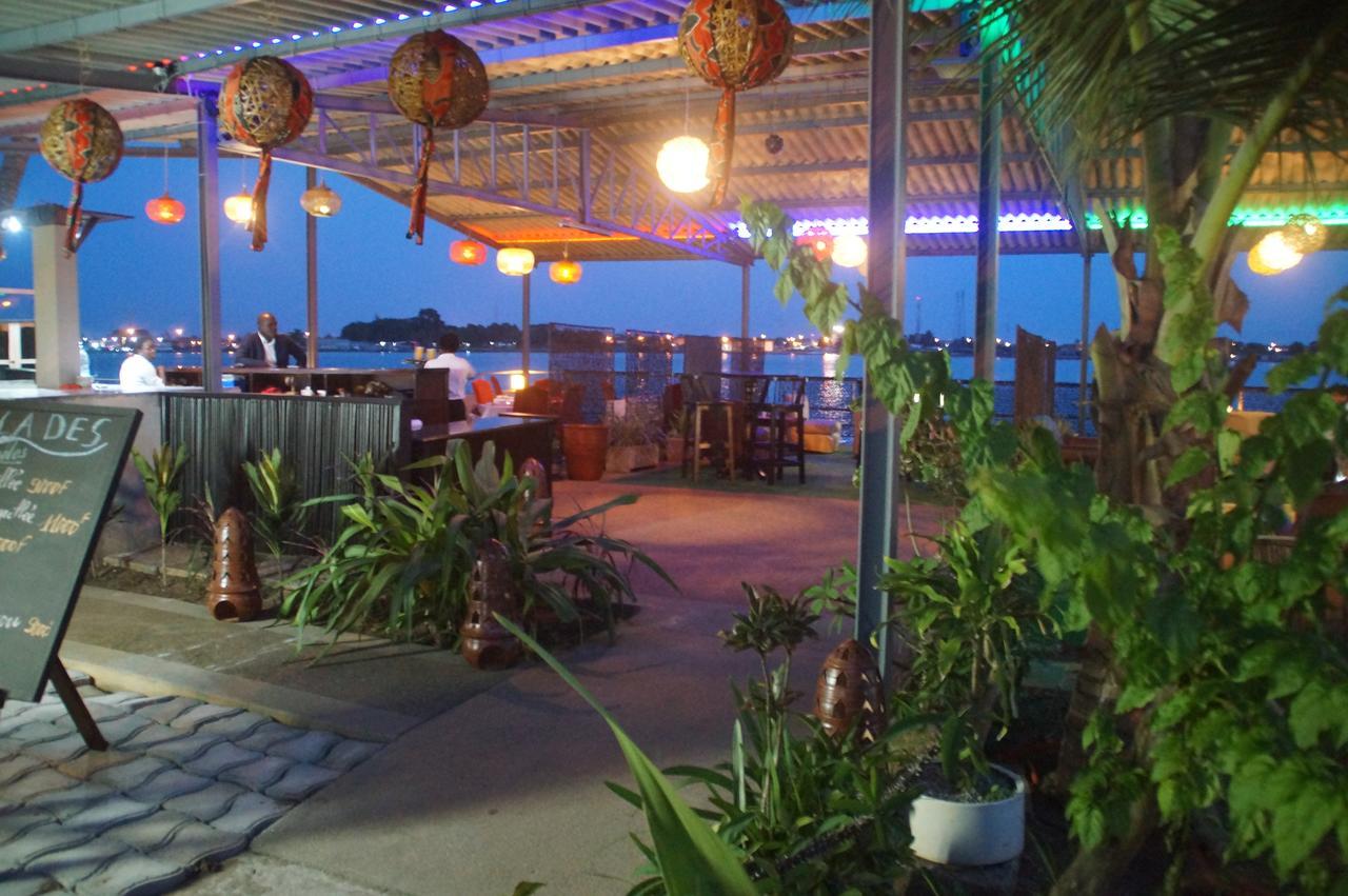 Hotel Le Marly Abidjan Buitenkant foto