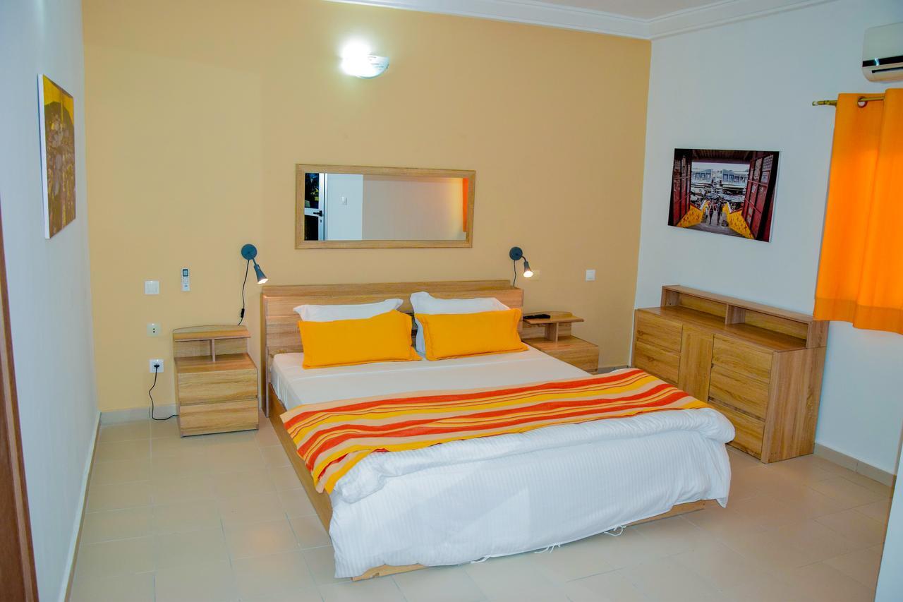 Hotel Le Marly Abidjan Buitenkant foto