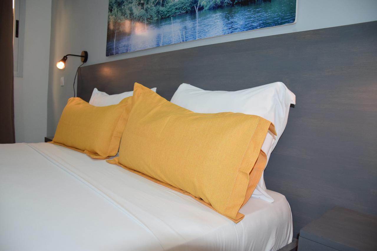Hotel Le Marly Abidjan Buitenkant foto